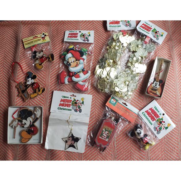 Vintage New in Package Merry Mickey Ornament Lot of 10 Incl. 2 Pck Garland RARE! - Picture 1 of 7